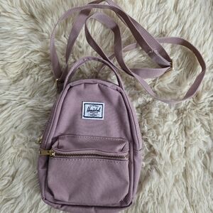 Herschel Nova Crossbody/ compact shoulder
